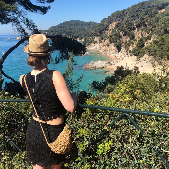 Free with purchase-Hat - Picture 9 of 10